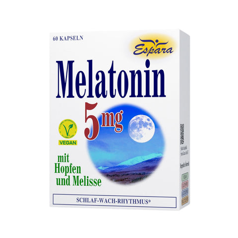 Espara Melatonin 5 mg Kapseln 60 Stück veganes Nahrungsergänzungsmittel mit Hopfen und Melisse in weißer Faltschachtel mit blauer Schrift und Mondlandschaft unterstützt natürlichen Schlaf Wach Rhythmus fördert Einschlafen und erholsamen Schlaf hochwertige pflanzliche Kapseln für innere Ruhe und Wohlbefinden. Naturpräparate Dieterich
