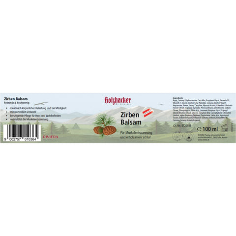Holzhacker Zirben Balsam 100 ml - Einreibebalsam mit Zirbenöl zur Massage und Pflege bei Muskelverspannungen, Müdigkeit und nach Belastung; unterstützt Muskelentspannung und erholsamen Schlaf. Abbildung zeigt das umlaufende Etikett mit Nutzenpunkten, Barcode, INCI-Inhaltsstoffen, Chargennummer, Hersteller Riviera, Füllmenge e 100 ml und 12M-Symbol. . | Naturpräparate Dieterich