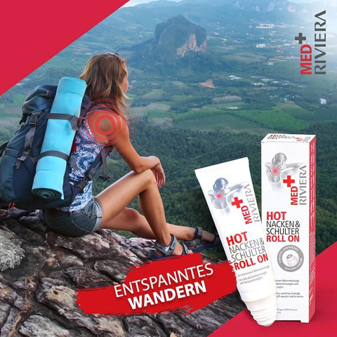 Riviera MED+ HOTNacken & Schulter Roll On 75 ml. Foto mit Frau, die auf einen Berg geklettert ist und die Landschaft betrachtet. Text: Entspanntes Wandern. | Naturpräparate Dieterich