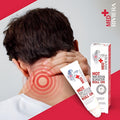 Riviera MED+ HOT Nacken & Schulter Roll On 75 ml. Foto Kopf-Nackenpartie eines Mannes, der Nackenschmerzen hat.| Naturpräparate Dieterich