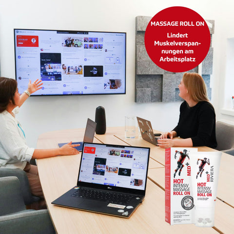 Riviera MED+ HOT Intensiv Massage Roll On 150 ml - Massage Roll On  | Naturpräparate Dieterichindert Muskelverspannungen am Arbeitsplatz. Foto mit Roll On und 2 Frauen bei der Arbeit. | Naturpräparate Dieterich